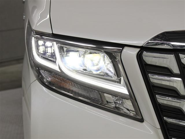 ���P�x�œ_�����x�������A����������d�͂̏��Ȃ��k�d�c���n�C�E���[�r�[���ɍ̗p���Ă��܂��B�܂��ԗ��p���̕ω��ɂ�����炸�Ǝˎ������ɕۂI�[�g���x�����O�@�\�t�ł��B