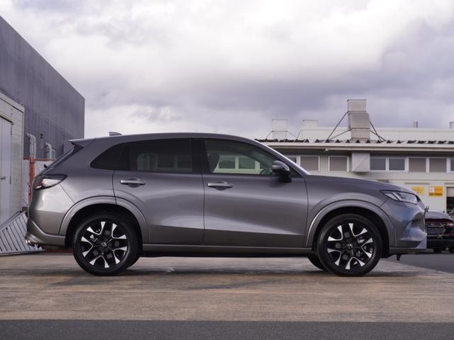 ＺＲ－Ｖ ｅ：ＨＥＶＺ　ワンオーナー　９インチナビ　バックカメラ　ＥＴＣ　アダプティブクルーズコントロール　シートヒーター　Ｂｌｕｅｔｏｏｔｈ　ＵＳＢ入力端子　デイライト　減速セレクター　衝突被害軽減ブレーキ　　禁煙車（25枚目）