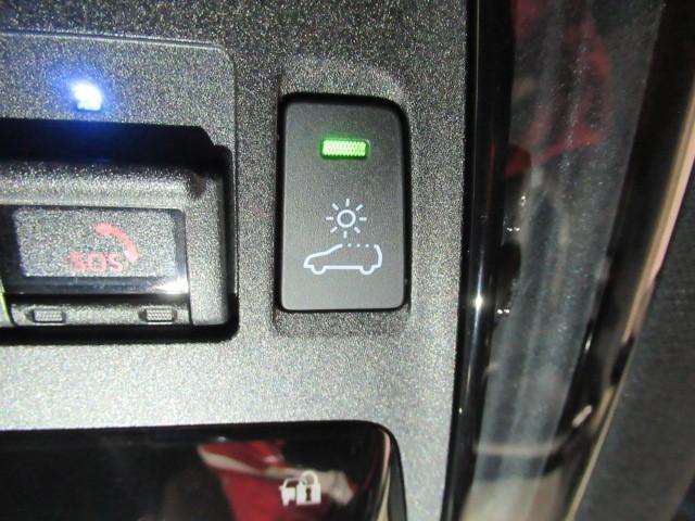 ハリアーハイブリッド Ｚ　レザーパッケージ　パノラマサンルーフ　地デジ　横滑防止　盗難防止システム　Ｂモニター　革　ＬＥＤライト　パワーウィンドウ　クルコン　スマートキ－　助手席エアバック　パワーシート　エアバッグ　オートエアコン　ナビＴＶ（27枚目）