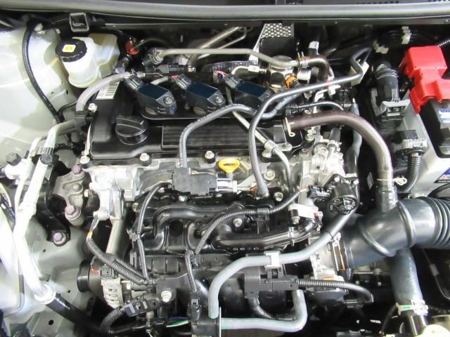 ヤリス Ｚ　サイドＳＲＳ　ＡＡＣ　バックモニタ　スマキー　横滑防止装置　キーフリー　ＬＥＤランプ　パワーウインドウ　助手席エアバック　クルコン　エアバッグ　ＤＶＤ　パワーステアリング　盗難防止システム　ナビ（33枚目）