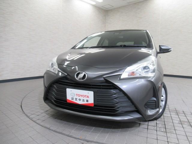 ヴィッツ Ｆ　キーレスリモコン　デュアルエアバック　衝突軽減装置　運転席エアバッグ　ＤＶＤ　地デジＴＶ　１オーナー　イモビライザー　パワーウインドウ　ＥＳＣ　パワステ　エアコン　メモリナビ　ＡＢＳ　スマ－トキ－（6枚目）