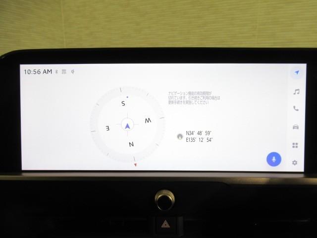 クラウンクロスオーバー Ｇアドバンスド　衝突軽減装置　フルセグテレビ　クルコン　横滑防止装置　ドライブレコーダー　ＬＥＤヘッドライト　Ｂカメラ　Ｐシート　ＥＴＣ　オートエアコン　ＡＣ１００Ｖ電源　エアバッグ　４ＷＤ　キーレス　盗難防止装置（19枚目）