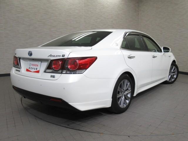 クラウンハイブリッド アスリートＳ　ＰＷ　ＥＴＣ付き　横滑防止装置　１オーナー車　フルセグ地デジ　ＴＳＳ　ＰＷシート　バックガイドモニター　ＴＶナビ　キーフリー　カーテンエアバッグ　メモリナビ　ＬＥＤヘッド　ＡＡＣ　ＤＶＤ再生機能（6枚目）