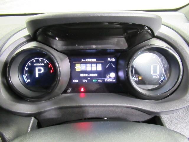 ヤリス Ｚ　サイドＳＲＳ　ＡＡＣ　バックモニタ　スマキー　横滑防止装置　地デジ　キーフリー　アルミ　ＬＥＤランプ　パワーウインドウ　助手席エアバック　クルコン　エアバッグ　パワーステアリング　盗難防止システム（17枚目）