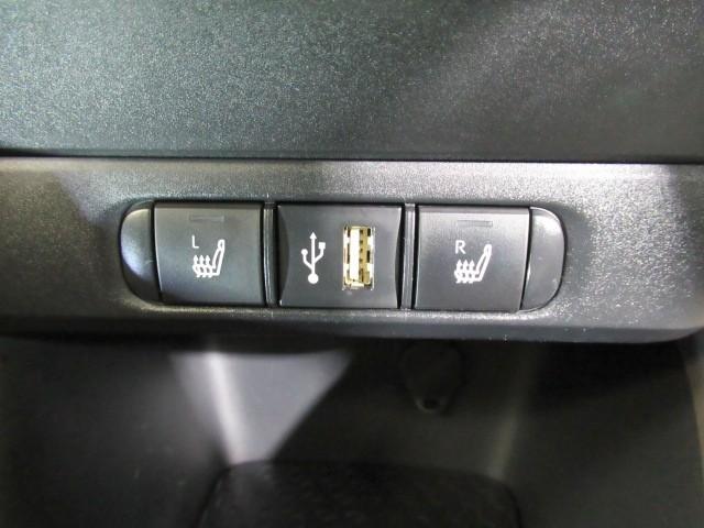 ヤリス Ｚ　サイドＳＲＳ　ＡＡＣ　バックモニタ　スマキー　横滑防止装置　地デジ　キーフリー　アルミ　ＬＥＤランプ　パワーウインドウ　助手席エアバック　クルコン　エアバッグ　パワーステアリング　盗難防止システム（22枚目）