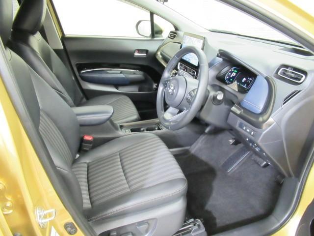 アクア Z LEDヘッドライト スマートキー 100V電源 イモビライザー アルミホイール オートクルーズコントロール エアコン ESC ナビ カーテンエアバッグ ETC キーレス パワーウインドウ ABS(9枚目)