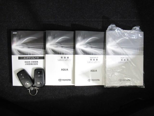 アクア Z LEDヘッドライト スマートキー 100V電源 イモビライザー アルミホイール オートクルーズコントロール エアコン ESC ナビ カーテンエアバッグ ETC キーレス パワーウインドウ ABS(35枚目)