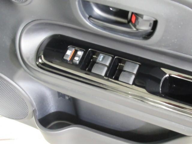 アクア Sスタイルブラック ECOモード サイドエアバッグ バックモニタ- 地デジフルセグ ナビTV イモビライザー LEDライト スマートキープッシュスタート 1オーナー ETC付き Wエアバッグ キーフリ 横滑り防止装置付き(10枚目)