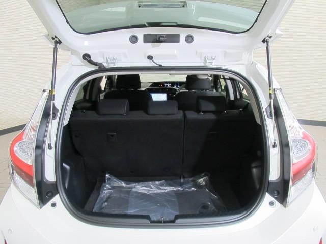 アクア Sスタイルブラック ECOモード サイドエアバッグ バックモニタ- 地デジフルセグ ナビTV イモビライザー LEDライト スマートキープッシュスタート 1オーナー ETC付き Wエアバッグ キーフリ 横滑り防止装置付き(30枚目)