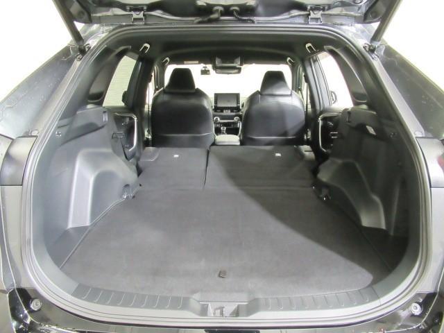 RAV4 PHV G Z 衝突軽減装置 LED パワーシート キーレス メモリナビ フルセグTV オートクルーズコントロール ETC 盗難防止装置 4WD スマートキー AW Bカメラ AC100V電源 横滑り防止装置 AAC(31枚目)