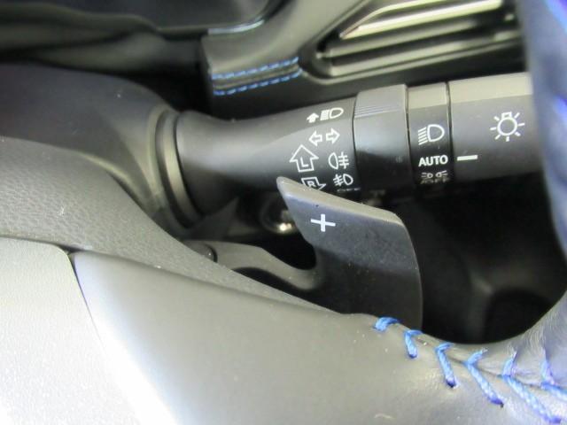 レヴォーグ ＧＴ－Ｈ　ＥＸ　Ｂカメラ　キーフリー　地デジ　ＬＥＤヘッド　ＥＴＣ　クルコン　横滑り防止装置　スマートキー　４ＷＤ　サイドエアバッグ　メモリーナビ　ＡＢＳ　アルミホイール　エアコン　盗難防止システム　エアバッグ（17枚目）