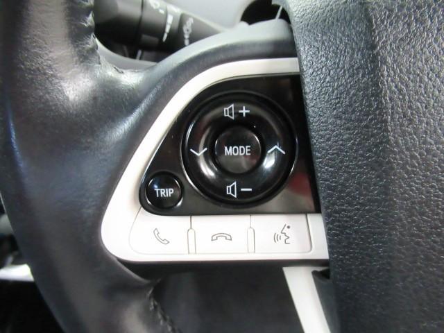 プリウスPHV A 地上デジタル バックモニタ オ-トエアコン LED 盗難防止装置 スマートキー オートクルーズコントロール ETC キーレス アルミホイール メモリーナビ サイドエアバッグ エアバッグ ナビTV(16枚目)