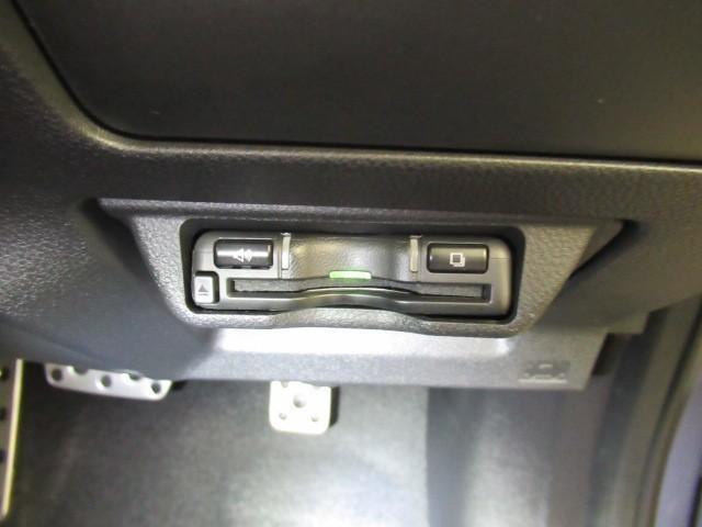 レヴォーグ レイバック リミテッドEX ナビTV クルーズコントロール AWD バックカメラ スマートキー 本革シート ETC メモリーナビ アルミホイール フルオートエアコン 地デジフルセグ 横滑り防止装置 盗難防止装置 1オーナー車(10枚目)