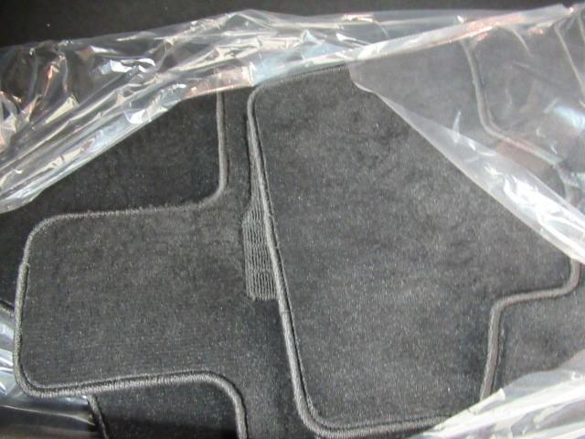 レヴォーグ レイバック リミテッドEX ナビTV クルーズコントロール AWD バックカメラ スマートキー 本革シート ETC メモリーナビ アルミホイール フルオートエアコン 地デジフルセグ 横滑り防止装置 盗難防止装置 1オーナー車(28枚目)