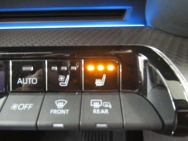 プリウス Z リアカメラ プリクラッシュ PWシート 1オーナ AC100V電源 LEDランプ オートクルーズ アルミホイール ドライブレコーダ AC 運転席エアバッグ 横滑り防止装置 ETC付 盗難防止システム(20枚目)