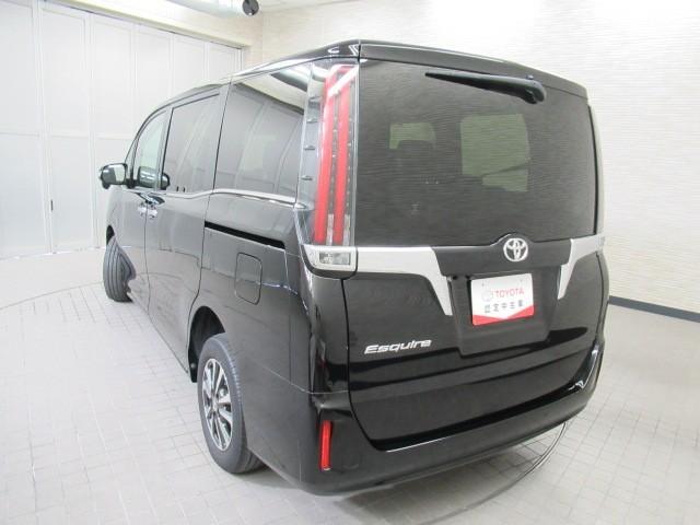 エスクァイア Gi LEDヘッドライト アルミ 両側パワースライドドア リアオートエアコン 寒冷地仕様 クルコン DVD ETC車載器 横滑防止装置 エアバッグ 助手席エアバッグ 4WD 1オーナー ABS キーフリー(5枚目)