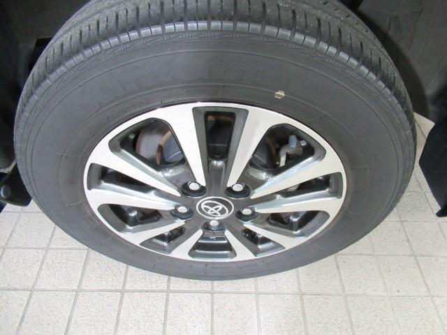 エスクァイア Gi LEDヘッドライト アルミ 両側パワースライドドア リアオートエアコン 寒冷地仕様 クルコン DVD ETC車載器 横滑防止装置 エアバッグ 助手席エアバッグ 4WD 1オーナー ABS キーフリー(7枚目)