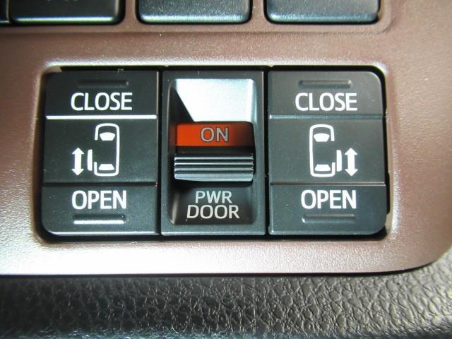 エスクァイア Gi LEDヘッドライト アルミ 両側パワースライドドア リアオートエアコン 寒冷地仕様 クルコン DVD ETC車載器 横滑防止装置 エアバッグ 助手席エアバッグ 4WD 1オーナー ABS キーフリー(11枚目)