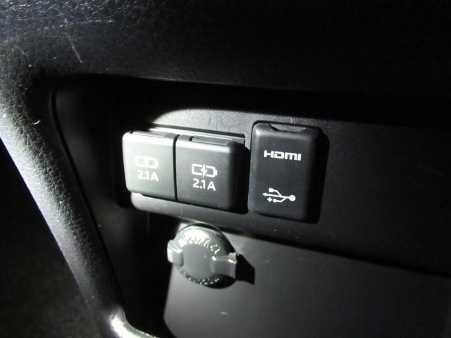 エスクァイア Gi LEDヘッドライト アルミ 両側パワースライドドア リアオートエアコン 寒冷地仕様 クルコン DVD ETC車載器 横滑防止装置 エアバッグ 助手席エアバッグ 4WD 1オーナー ABS キーフリー(16枚目)