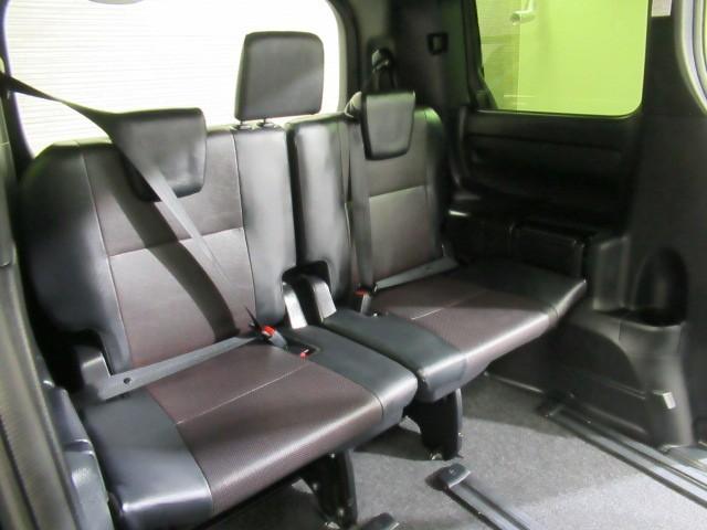 エスクァイア Gi LEDヘッドライト アルミ 両側パワースライドドア リアオートエアコン 寒冷地仕様 クルコン DVD ETC車載器 横滑防止装置 エアバッグ 助手席エアバッグ 4WD 1オーナー ABS キーフリー(27枚目)