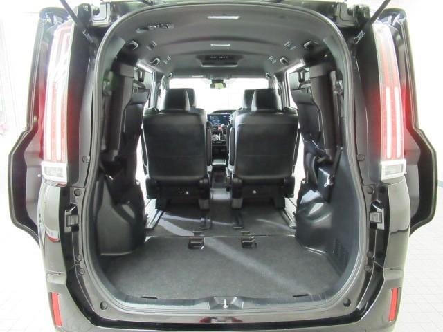 エスクァイア Gi LEDヘッドライト アルミ 両側パワースライドドア リアオートエアコン 寒冷地仕様 クルコン DVD ETC車載器 横滑防止装置 エアバッグ 助手席エアバッグ 4WD 1オーナー ABS キーフリー(29枚目)