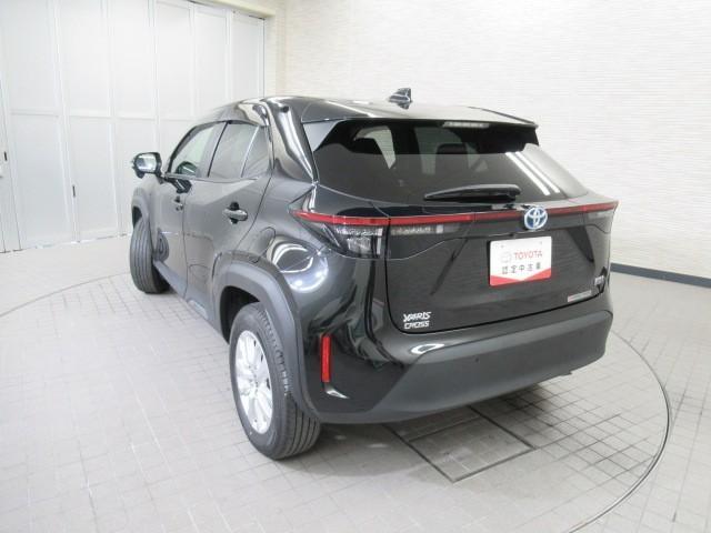 ヤリスクロス ハイブリッドG TSS イモビライザー バックモニタ- エアコン LEDヘッドライト インテリキー パワーウィンド ワンオーナ Wエアバック オートクルーズ キーフリー 横滑防止装置 サイドエアバッグ エアバッグ(6枚目)