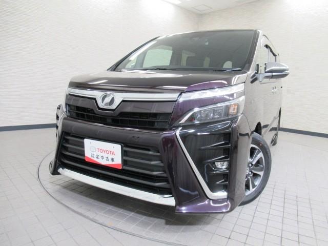 ヴォクシー ZS 煌 地上デジタル TSS 両側パワードア アイドリングストップ車 パワーウィンド 横滑防止 1オーナ DVD可 盗難防止装置 スマートエントリー Bカメラ LEDヘッドライト メモリーナビ 3列シート(4枚目)