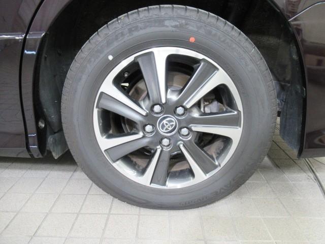 ヴォクシー ZS 煌 地上デジタル TSS 両側パワードア アイドリングストップ車 パワーウィンド 横滑防止 1オーナ DVD可 盗難防止装置 スマートエントリー Bカメラ LEDヘッドライト メモリーナビ 3列シート(6枚目)