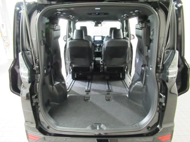 ヴォクシー S-Z スマートキープッシュスタート 両側電動パワースライドドア パワーウインドウ 1オナ ETC車載器 LEDライト デュアルエアコン アルミホイール 盗難防止装置 横滑り防止機能 キーフリー 3列シート(30枚目)