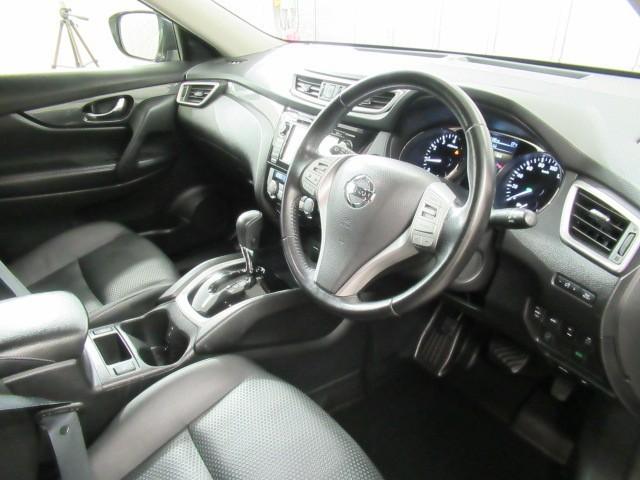 エクストレイル 20XT エマージェン 20XT エマージェン メモリーナビ フルセグ バックモニター DVD/CD再生機能 純正アルミ スマートキー イモビライザー クルーズコントロール ワンオーナー ETC LEDヘッドライト(7枚目)