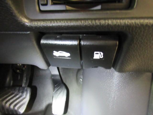 エクストレイル 20XT エマージェン 20XT エマージェン メモリーナビ フルセグ バックモニター DVD/CD再生機能 純正アルミ スマートキー イモビライザー クルーズコントロール ワンオーナー ETC LEDヘッドライト(11枚目)