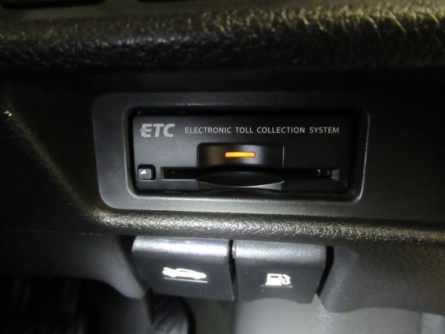 エクストレイル 20XT エマージェン 20XT エマージェン メモリーナビ フルセグ バックモニター DVD/CD再生機能 純正アルミ スマートキー イモビライザー クルーズコントロール ワンオーナー ETC LEDヘッドライト(12枚目)