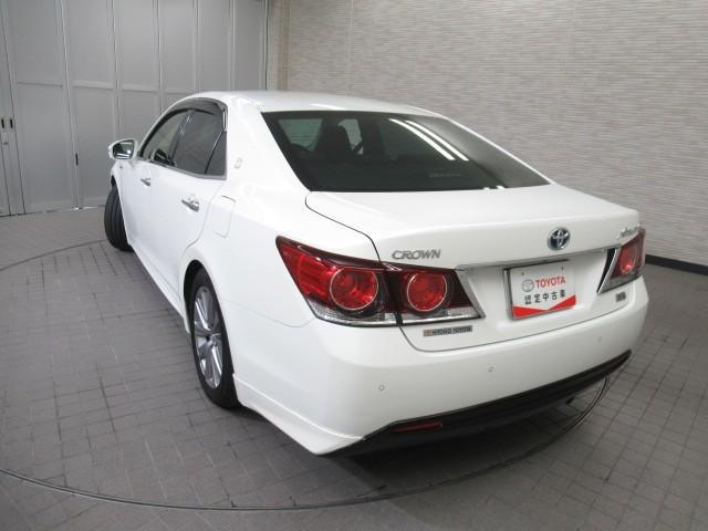 クラウンハイブリッド アスリートＳ　ＰＷ　ＥＴＣ付き　横滑防止装置　フルセグ地デジ　ＴＳＳ　ＰＷシート　バックガイドモニター　ＴＶナビ　キーフリー　カーテンエアバッグ　メモリナビ　ＬＥＤヘッド　ＡＡＣ　ＤＶＤ再生機能　パワーステアリング（6枚目）
