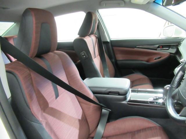 クラウンハイブリッド アスリートＳ　ＰＷ　ＥＴＣ付き　横滑防止装置　フルセグ地デジ　ＴＳＳ　ＰＷシート　バックガイドモニター　ＴＶナビ　キーフリー　カーテンエアバッグ　メモリナビ　ＬＥＤヘッド　ＡＡＣ　ＤＶＤ再生機能　パワーステアリング（10枚目）