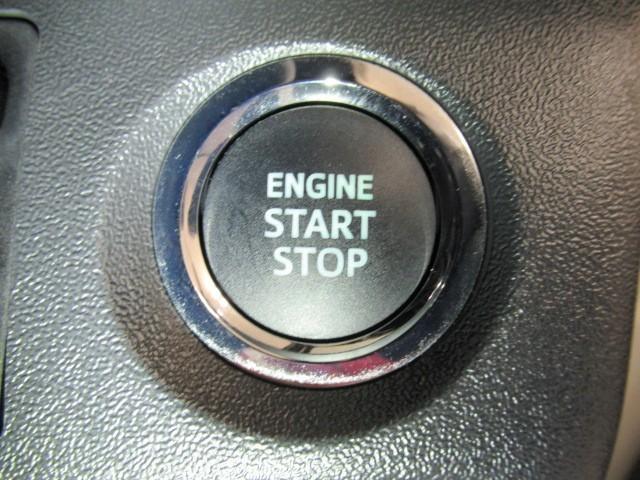 ハイエースバン スーパーGL ダークプライム 両側電動ドア 衝突軽減 キーレス 4WD 横滑り防止機能 メモリーナビ LEDヘッドランプ Wエアバック 100V エアコン ワンセグ パワーウインドウ スマートキー TVナビ ABS エアバッグ(11枚目)