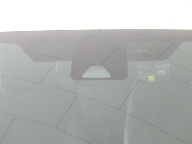 ヤリス Ｚ　サイドＳＲＳ　ＡＡＣ　バックモニタ　スマキー　横滑防止装置　キーフリー　ＬＥＤランプ　パワーウインドウ　助手席エアバック　クルコン　エアバッグ　ＤＶＤ　パワーステアリング　盗難防止システム　ナビ（36枚目）