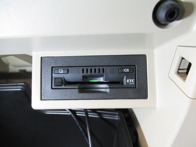 ランドクルーザープラド ＴＸ　Ｌパッケージ　リアカメラ　１オ－ナ－　スマートキ　盗難防止　キーレスエントリー　ＥＴＣ装備　ＤＶＤ再生可　エアコン　ＬＥＤランプ　レザー　アルミホイール　パートタイム４ＷＤ　横滑り防止システム　フルＴＶ　ナビ＆ＴＶ（34枚目）