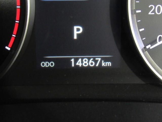 ＩＳ ＩＳ３００ｈ　バージョンＬ　衝突被害軽減　パワーウィンドウ　ＥＴＣ車載器　１オーナー　オートクルーズ　サイドＳＲＳ　パワーステアリング　電動シート　キーレス　ＴＶナビ　ＤＶＤ　ＡＣ　盗難防止システム　横滑り防止機能　エアバッグ（18枚目）