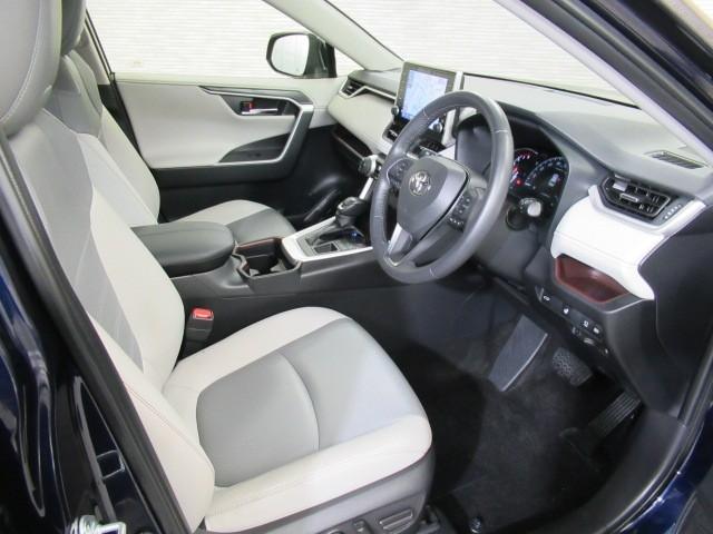 RAV4 G Bカメラ パワーウインドウ カーテンエアバック 運転席パワーシート ワンオーナ イモビライザー キーレス ETC付 LEDヘッドライ クルコン オートエアコン 横滑り防止装置 ナビ 4WD車 ABS(9枚目)