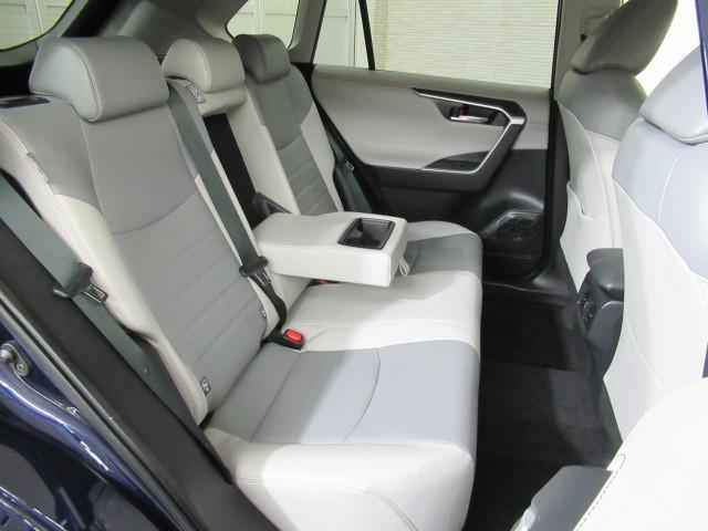 RAV4 G Bカメラ パワーウインドウ カーテンエアバック 運転席パワーシート ワンオーナ イモビライザー キーレス ETC付 LEDヘッドライ クルコン オートエアコン 横滑り防止装置 ナビ 4WD車 ABS(26枚目)