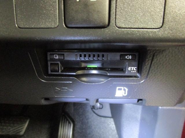 ルーミー Ｇ　追突軽減ブレーキ　パワステ　Ａストップ　オートクルーズコントロール　Ｒカメラ　１セグＴＶ　横滑り防止システム　エアバック　セキュリティーアラーム　パワーウィンドウ　運転席助手席エアバック　ナビ＆ＴＶ（10枚目）