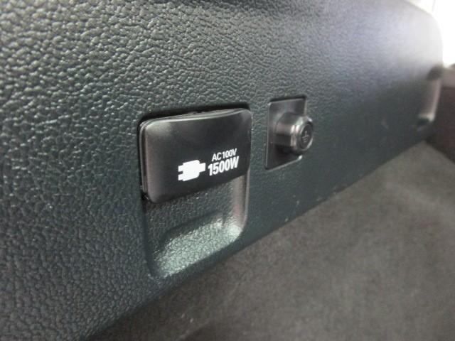 プリウス SセーフティプラスII メモリーナビ フルセグ 全周囲カメラ LEDヘッドライト CD/DVD再生機能 衝突被害軽減ブレーキ ペダル踏み間違い急発進制御装置 ブラインドスポットモニター ETC ワンオーナー 先進ライト(26枚目)