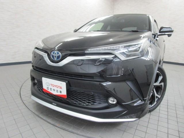 Ｃ－ＨＲ Ｇ　ハーフ革　ＴＳＳ　ワンオナ　ＤＶＤ再生可　ＬＥＤヘッド　バックモニタ　イモビライザー　ナビ＆ＴＶ　ＥＴＣ付　キーフリーシステム　スマキー　横滑り防止機能　クルーズＣ　エアバッグ　アルミ　メモリ－ナビ（5枚目）
