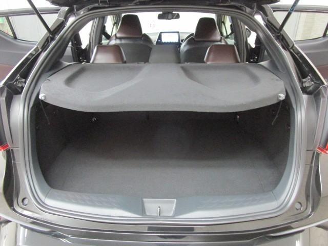 Ｃ－ＨＲ Ｇ　ハーフ革　ＴＳＳ　ワンオナ　ＤＶＤ再生可　ＬＥＤヘッド　バックモニタ　イモビライザー　ナビ＆ＴＶ　ＥＴＣ付　キーフリーシステム　スマキー　横滑り防止機能　クルーズＣ　エアバッグ　アルミ　メモリ－ナビ（27枚目）