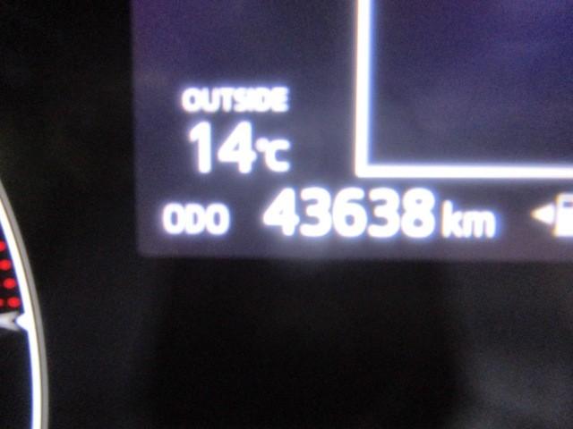 シエンタ Ｇ　ナビ・ＴＶ　スマートキープッシュスタート　アイドリングＳ　１オ－ナ－　リアカメラ　地デジフルセグ　フルオートエアコン　パワーウィンド　ＥＴＣ　運転席エアバック　パワステ　キーフリーシステム　ＡＢＳ（19枚目）