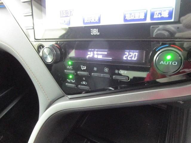 カムリ Ｇ　ＥＳＣ　リヤカメラ　パワーウィンドウ　オ－トエアコン　パワステ　地デジ　運転席Ｐシート　エアバッグ　ＬＥＤヘットライト　ＡＢＳ　スマートキープッシュスタート　ＥＴＣ車載器　ＴＶナビ　キーフリー　アルミ（16枚目）