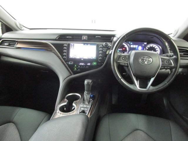 カムリ Ｇ　ＥＳＣ　リヤカメラ　パワーウィンドウ　オ－トエアコン　パワステ　地デジ　運転席Ｐシート　エアバッグ　ＬＥＤヘットライト　ＡＢＳ　スマートキープッシュスタート　ＥＴＣ車載器　ＴＶナビ　キーフリー　アルミ（20枚目）