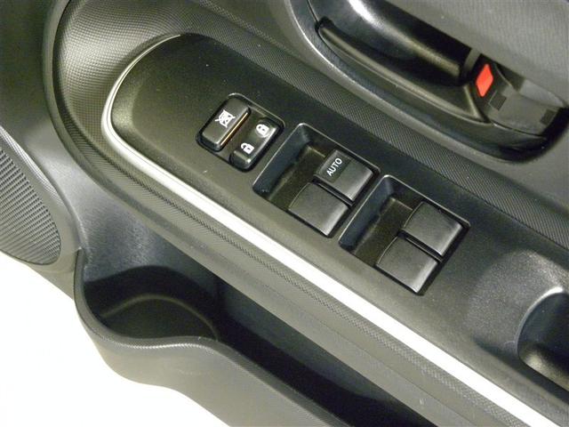 アクア Ｓ　キーレスエントリ　イモビ　ナビ＆ＴＶ　オートエアコン　デュアルエアバック　ＥＳＣ　Ｂカメラ　パワーウィンドウ　ＥＴＣ　ＳＲＳ　ワンセグＴＶ　パワーステアリング　ＡＢＳ　メモリーナビ（10枚目）