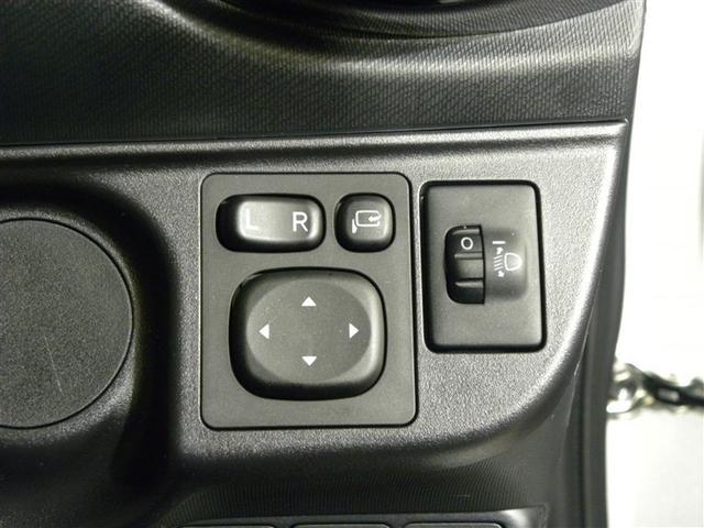 アクア Ｓ　キーレスエントリ　イモビ　ナビ＆ＴＶ　オートエアコン　デュアルエアバック　ＥＳＣ　Ｂカメラ　パワーウィンドウ　ＥＴＣ　ＳＲＳ　ワンセグＴＶ　パワーステアリング　ＡＢＳ　メモリーナビ（13枚目）