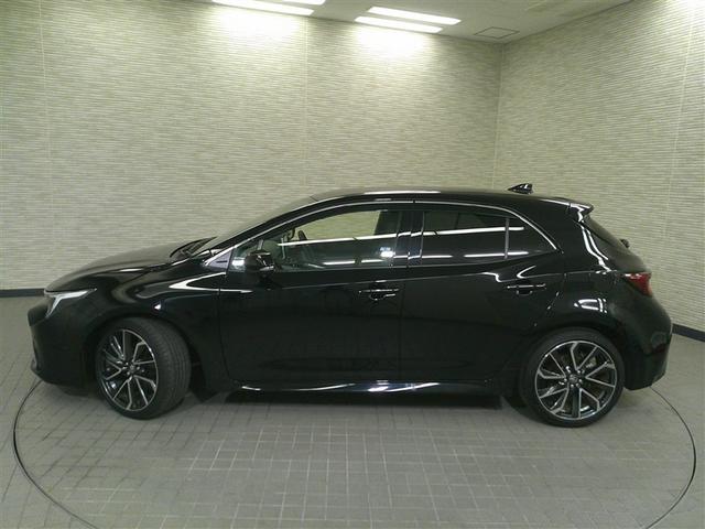 カローラスポーツ ハイブリッドＧ　Ｚ　ＴＳＳ　ＡＡＣ　エアバッグ　フルセグＴＶ　ＴＶ　イモビライザー　スマートキ－　ＶＳＣ　ＡＢＳ　キーフリー　パワーウィンドウ　ＬＥＤ　ワンオーナー　アルミホイール　ＥＴＣ　パワーステアリング（6枚目）